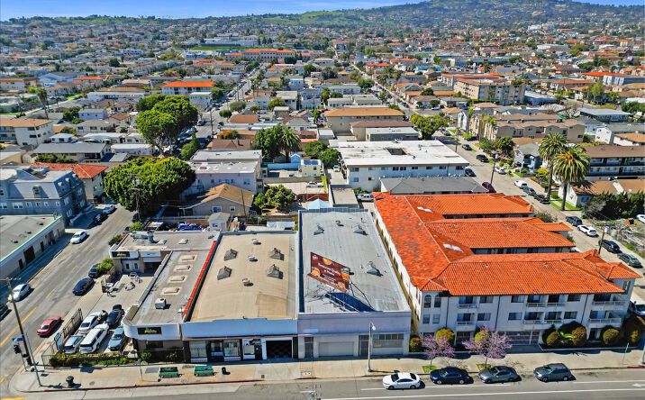 Pictures of Industrial property located at 1427 S Pacific Ave, Los Angeles, CA 90731 for sales - image #1