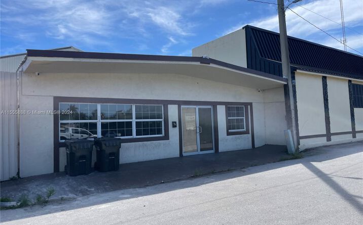 520 W Sugarland Hwy, Clewiston, FL 33440 | Crexi.com