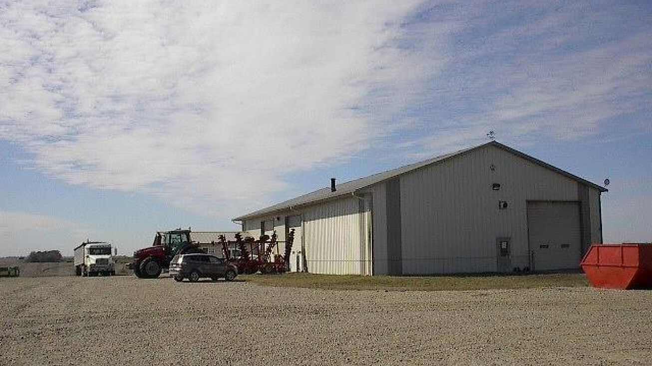 84753 552 Ave, Hadar, NE 68738