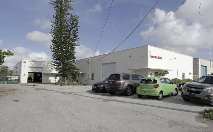 Pictures of Industrial property located at 1761 SW 7th Ave, Pompano Beach, FL 33060 for sales - image #1