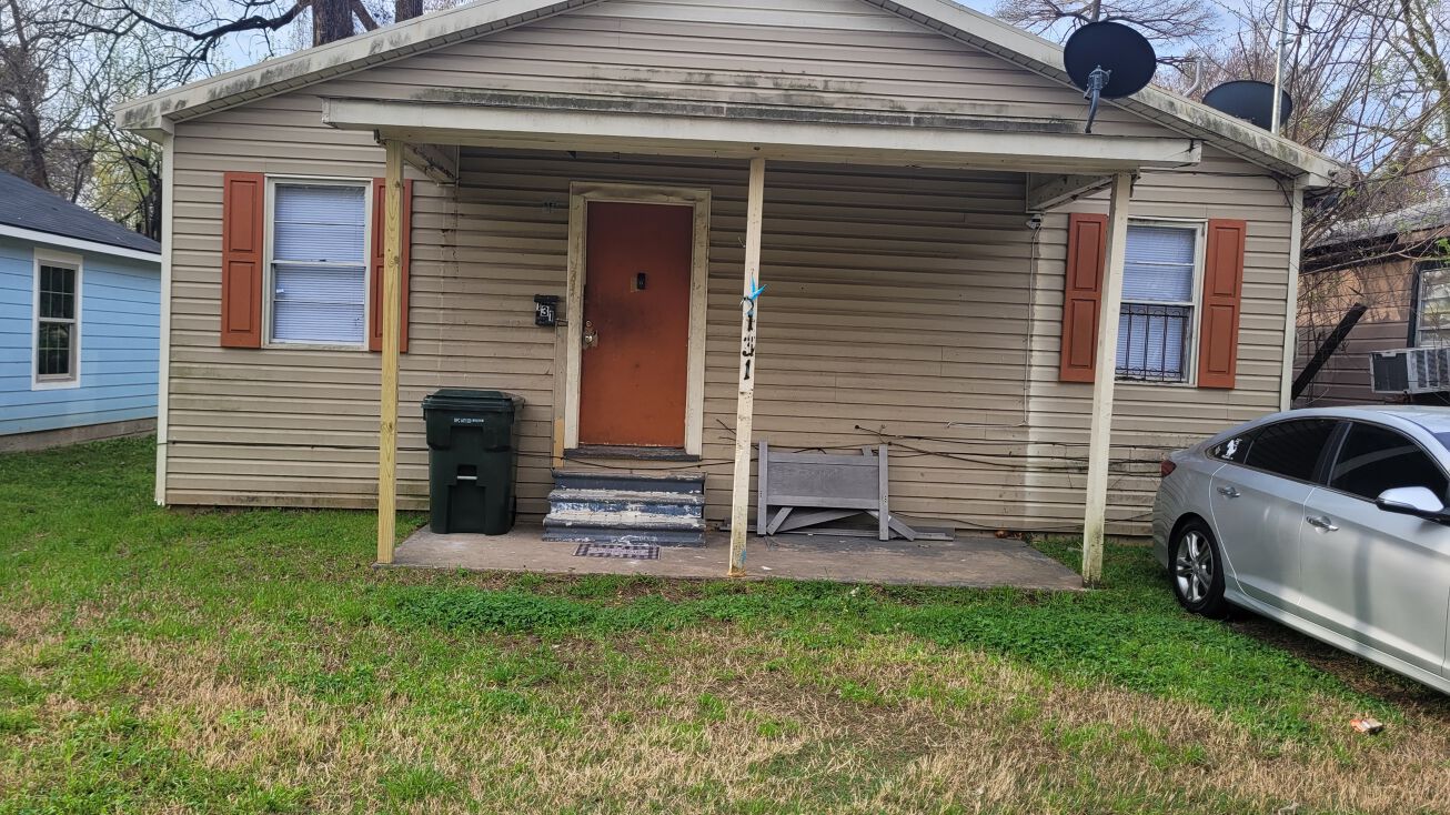 131 E Gregg St, Shreveport, LA 71104