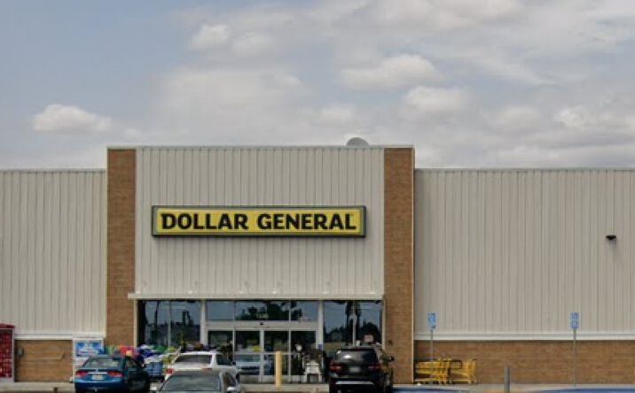 Pictures of Retail property located at 1330 Park Blvd, Orange Cove, CA 93646 for sales - image #1