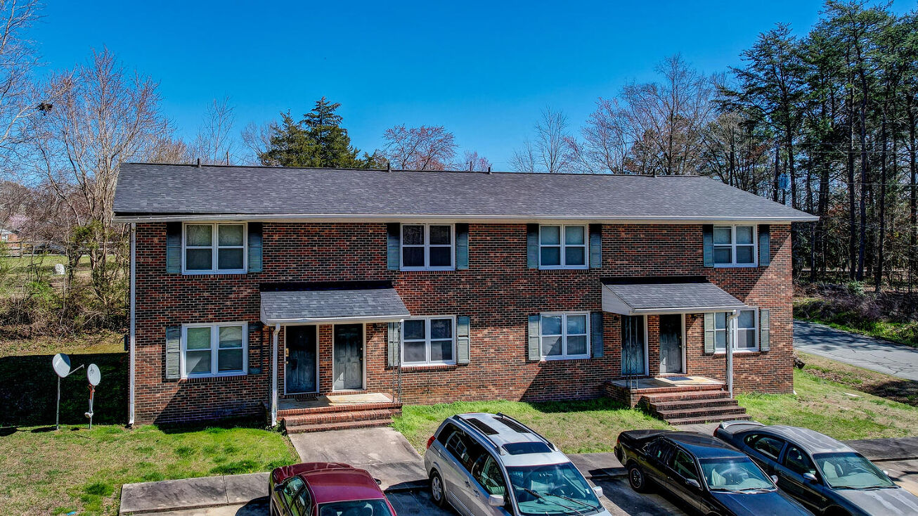 296 7th Avenue, Yanceyville, NC 27379