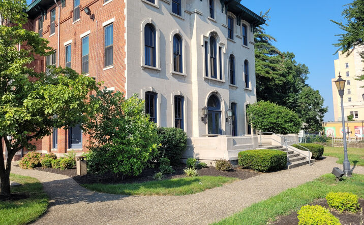 Pictures of Retail, Office property located at 310 E Broadway, Louisville, KY 40202, 324 E Broadway, Louisville, KY 40202 for sales - image #1