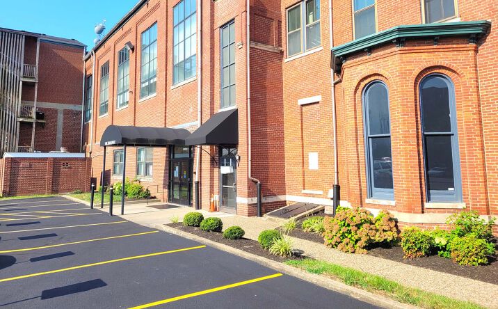Pictures of Retail, Office property located at 310 E Broadway, Louisville, KY 40202, 324 E Broadway, Louisville, KY 40202 for sales - image #1