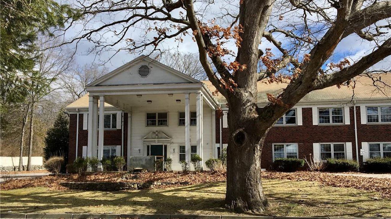 60 Mendon RD Mendon Road, Woonsocket, RI 02895