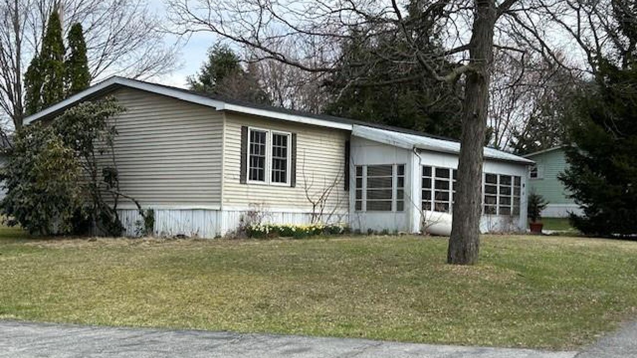 4 Mele Lane, New Paltz, NY 12561