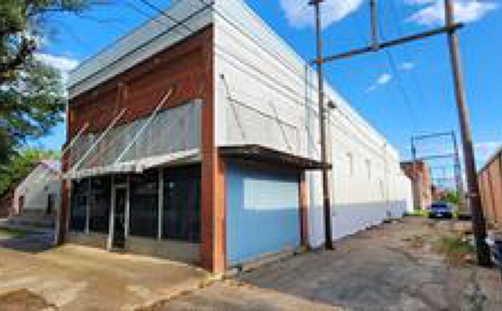 Pictures of Retail property located at 108 E Commerce St, Mexia, TX 76667 for sales - image #1
