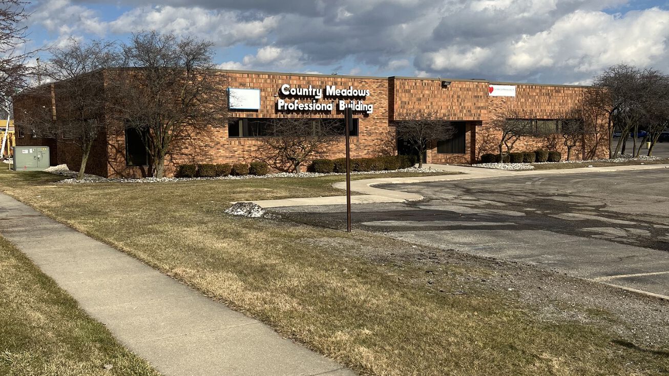 16700 21 Mile Rd, MI 48044