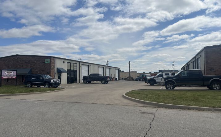 Pictures of Industrial property located at 14989-15005 S. Grant Street, Bixby, OK 74008 for sales - image #1