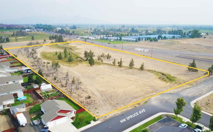 image of property at 701 NW SPRUCE AVE | 3000 NW 7TH STREET Redmond OR 97756