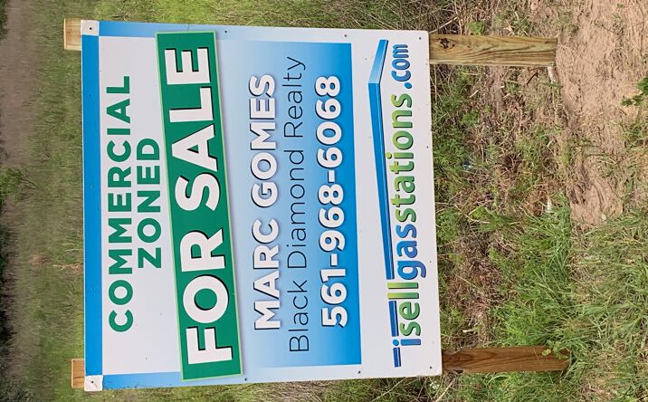 Pictures of Mixed Use property located at 7049 Lake Worth Road, Lake Worth, FL 33467 for sales - image #1