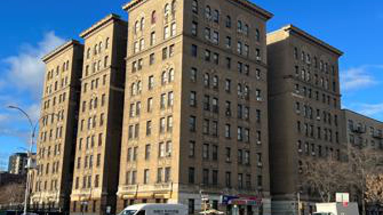 2665 Grand Concourse, The Bronx, Ny 10468 