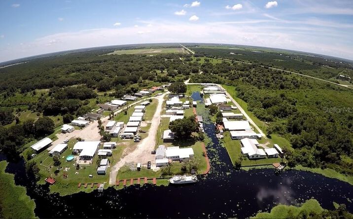 Pictures of Mobile Home Park property located at 14725 NW 1st Pkwy, Okeechobee, FL 34972 for sales - image #1