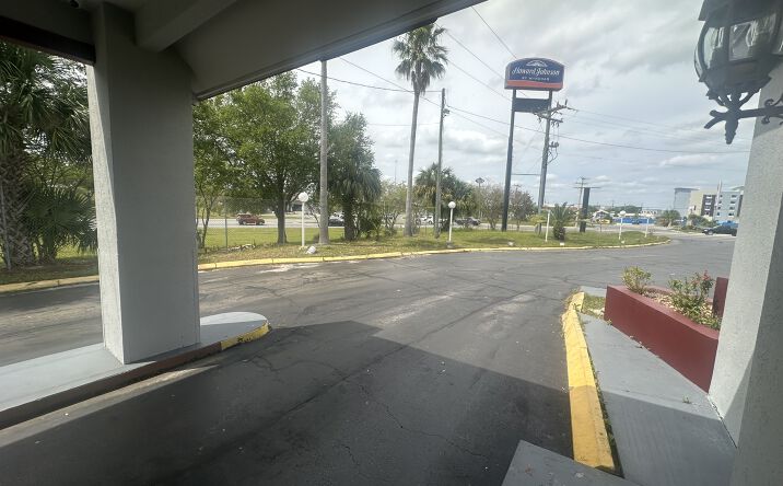Pictures of Hospitality property located at 3340 W US Hwy 90, Lake City, FL 32055 for sales - image #1