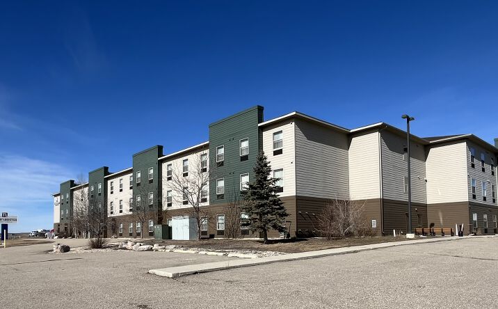 Pictures of Hospitality property located at 913 4th St SW, Stanley, ND 58784 for sales - image #1