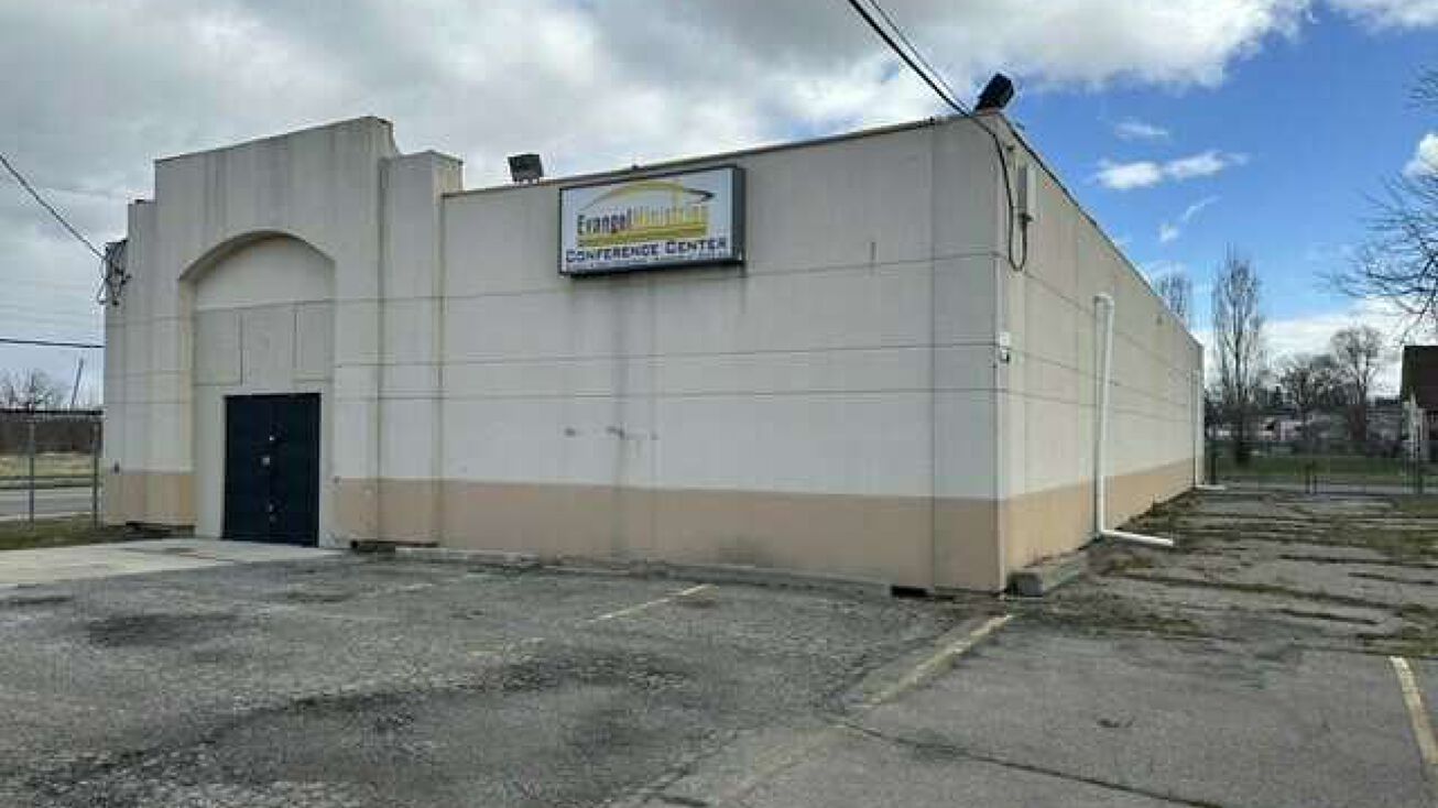 13801 Schoolcraft Rd, Detroit, MI 48227