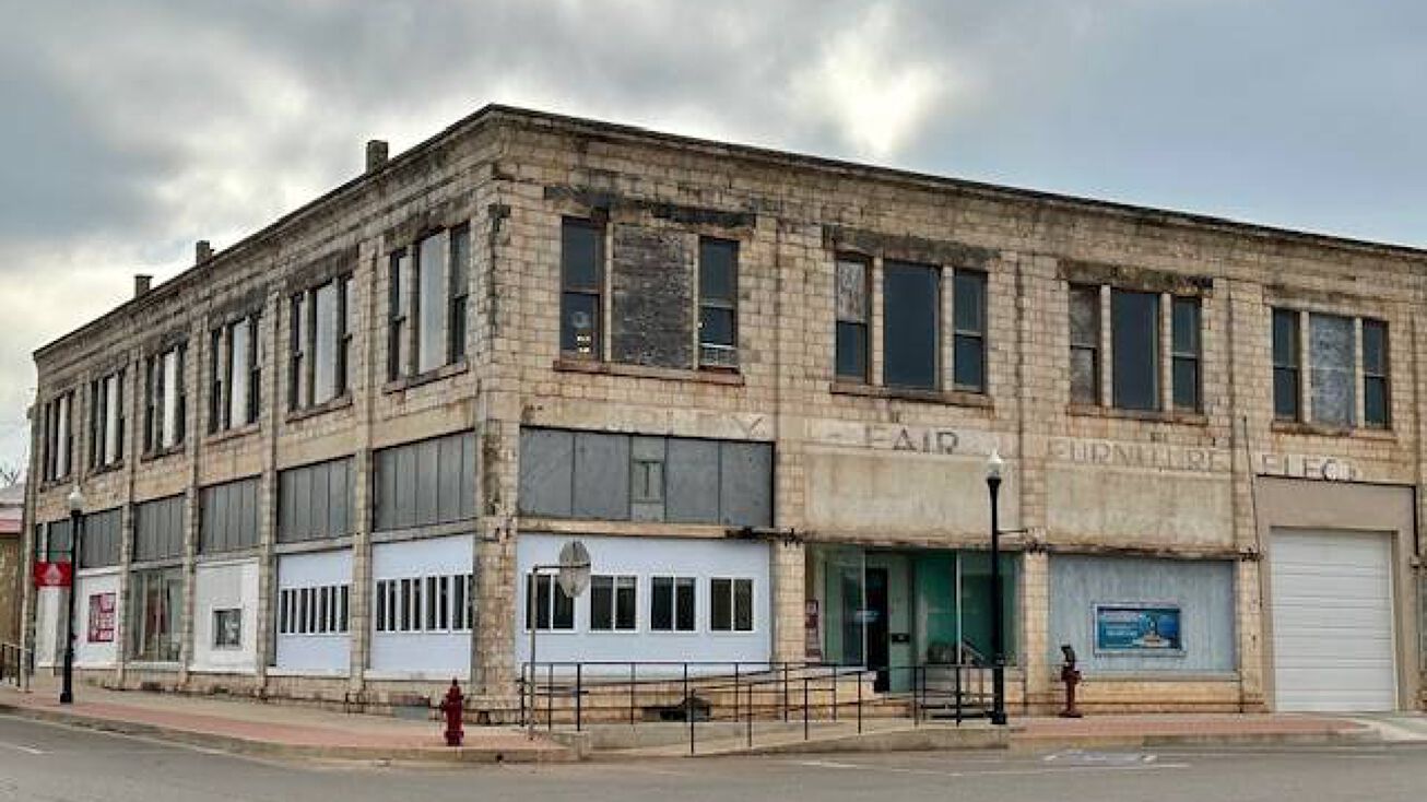 1580 Main St, Waynoka, OK 73860