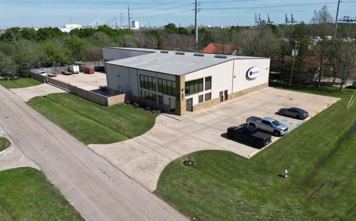 Pictures of Industrial property located at 301 E Main St, La Porte, TX 77571 for sales - image #1
