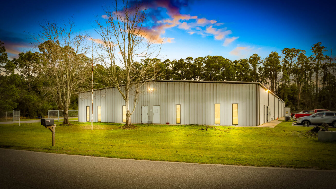 Pictures of Industrial property located at 701 Commerce Drive, Gulf Shores, AL 36542 for sales - image #1