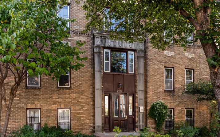 Pictures of Multifamily property located at 2014 2nd Ave S, Minneapolis, MN 55404 for sales - image #1