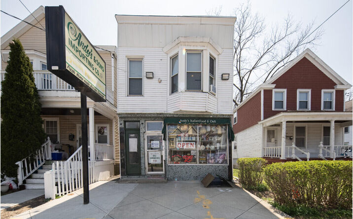 Pictures of Retail property located at 256 Delaware Ave, Albany, NY 12209 for sales - image #1