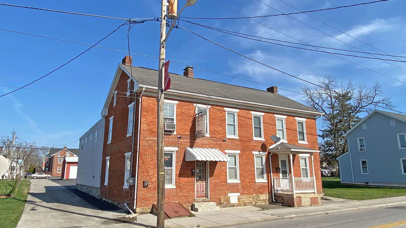 517 Main St, McSherrystown, PA 17344