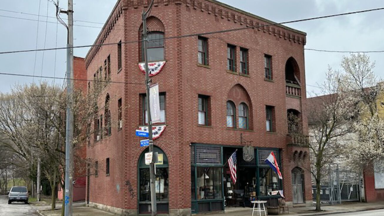 52015207 Lorain Avenue, Cleveland, OH 44102