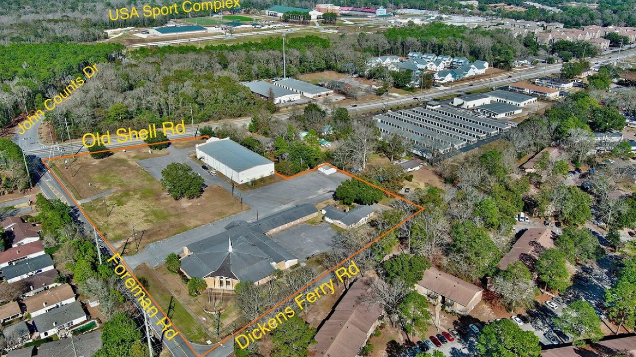 Pictures of Hospitality, Land, Mixed Use, Multifamily, Retail property located at 6819 Old Shell Rd, Mobile, AL 36608 for sales - image #1