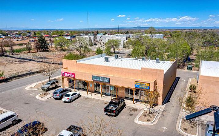Pictures of Retail property located at 101 E Herdner, Taos, NM 87571 for sales - image #1