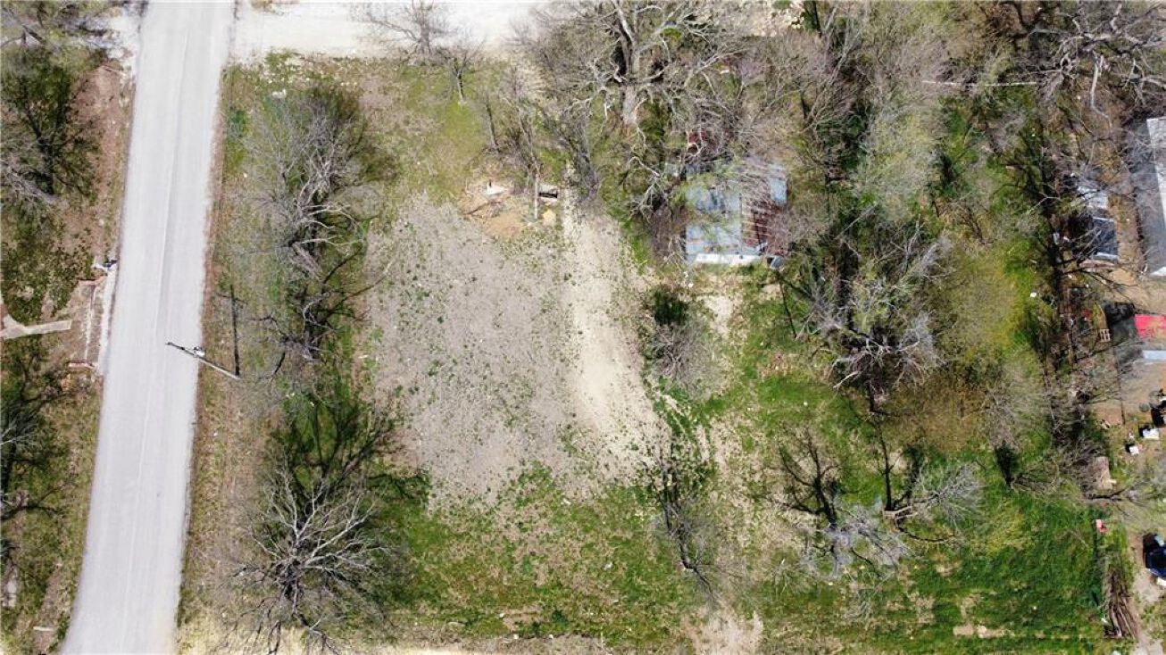 204 E Main Street, Centerville, KS 66014