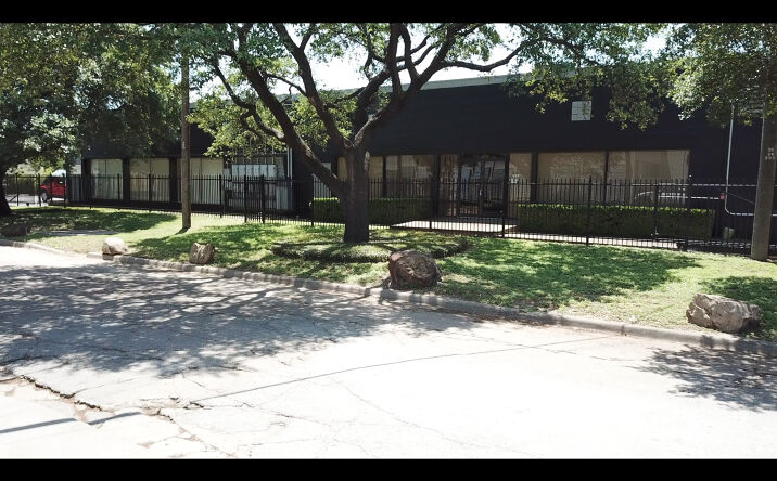 Pictures of Industrial property located at 2233 Valdina St., Dallas, TX 75207 for sales - image #1