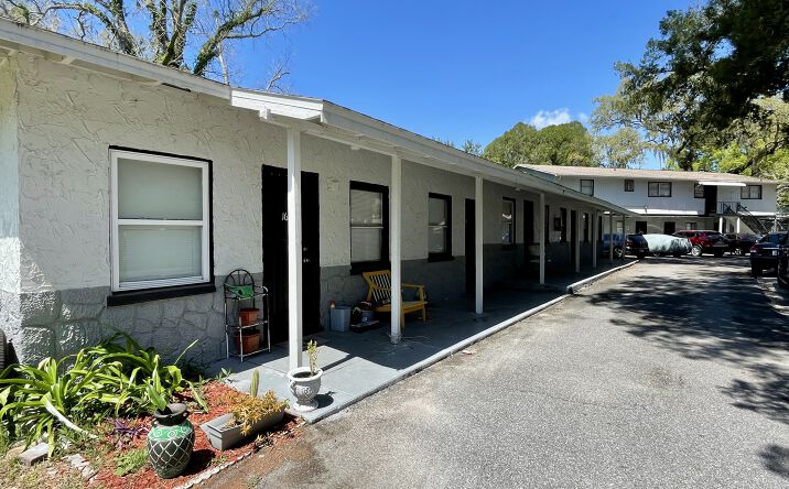 Pictures of Multifamily property located at 371 Broad St, Brooksville, FL 34604 for sales - image #1