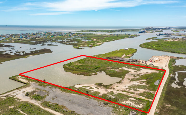 Stratton Ridge Freeport Tx 411 Sailfish Ln, Freeport, TX 77541 | Crexi.com