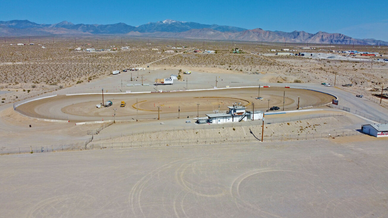 221 Oyster St, Pahrump, NV 89048