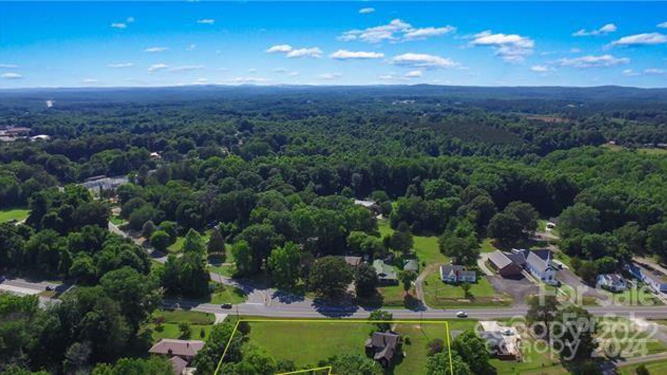 7121 Jordan Rd, Ramseur, NC 27316