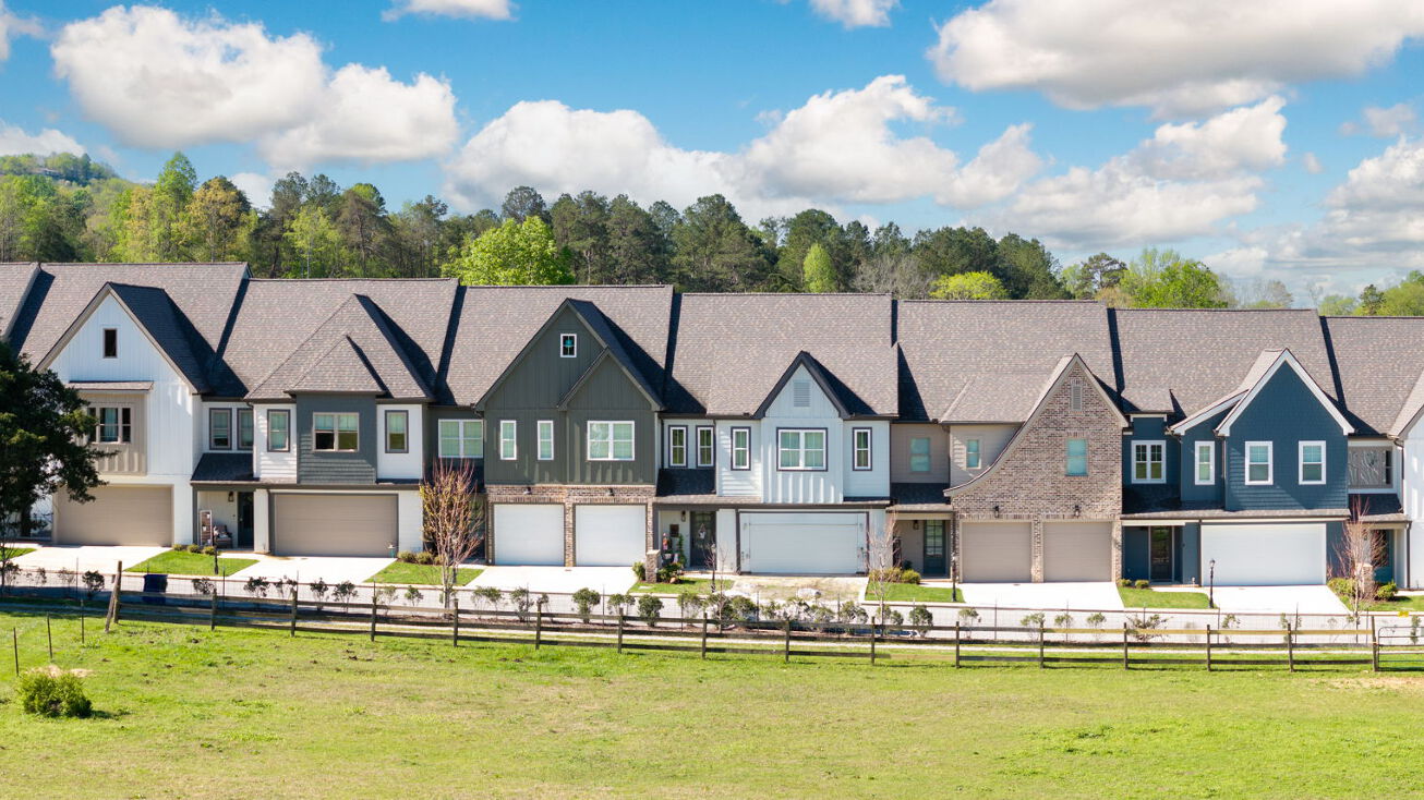 9698 Dutton Ln, Collegedale, TN 37363