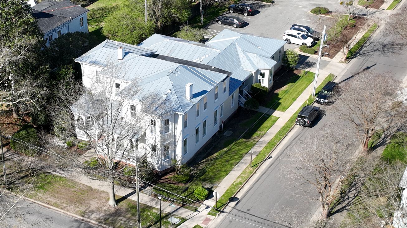 309 N Broad St, Edenton, NC 27932