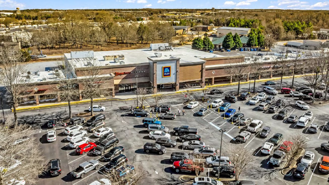 655 Fairview Rd, Simpsonville, SC 29680