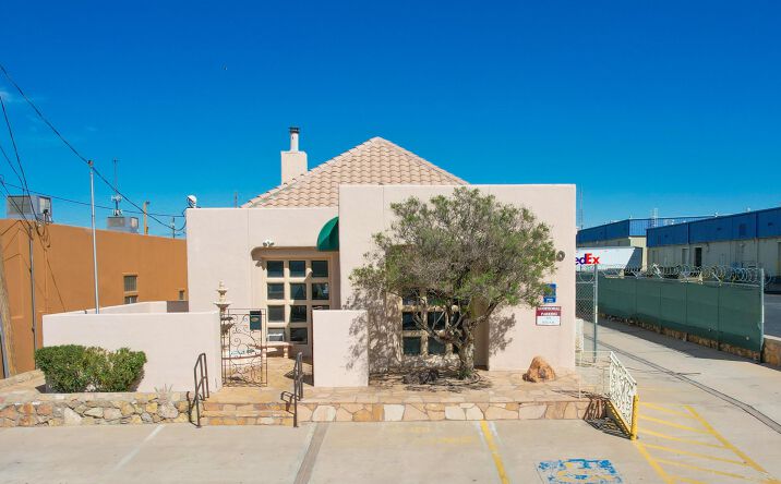 Pictures of Mixed Use, Office, Retail property located at 1550 Goodyear Dr, El Paso, TX 79936 for sales - image #1