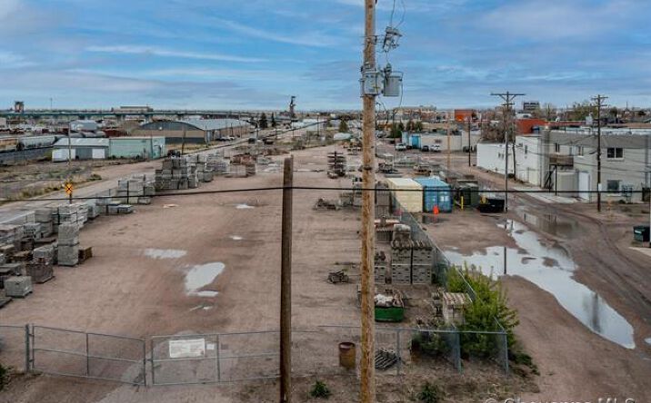 Pictures of Land, Retail property located at 714 E 15th St, Cheyenne, WY 82001 for sales - image #1