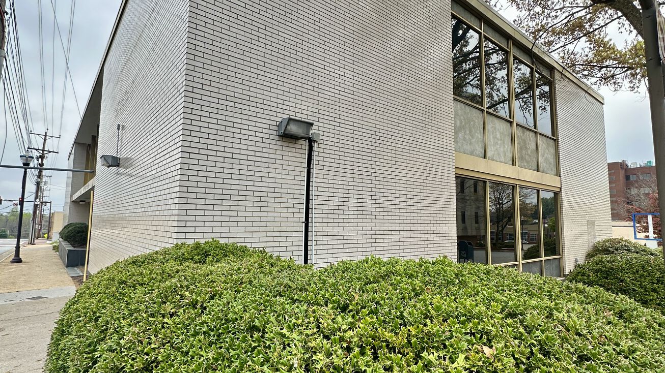 8 Lester St, Martinsville, VA 24112