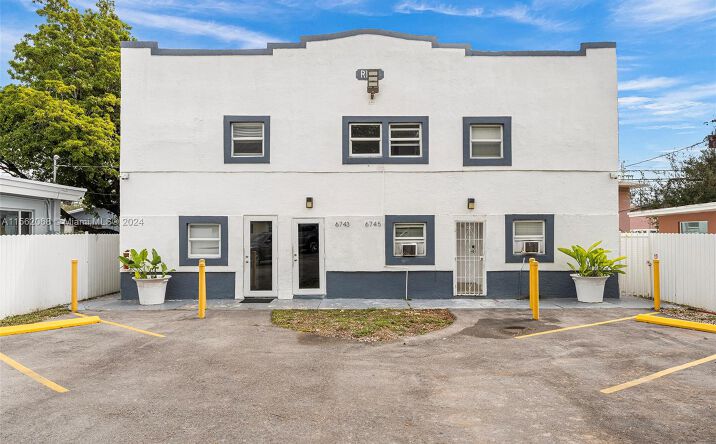 Pictures of Multifamily property located at 6743 NW 2nd Ct, Miami, FL 33150 for sales - image #1