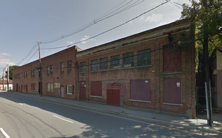 Pictures of Industrial property located at 404 Maple St, Poughkeepsie, NY 12601 for sales - image #1