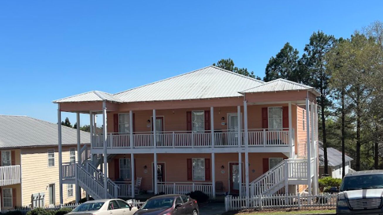 8082 Veterans Pkwy, Columbus, GA 31909