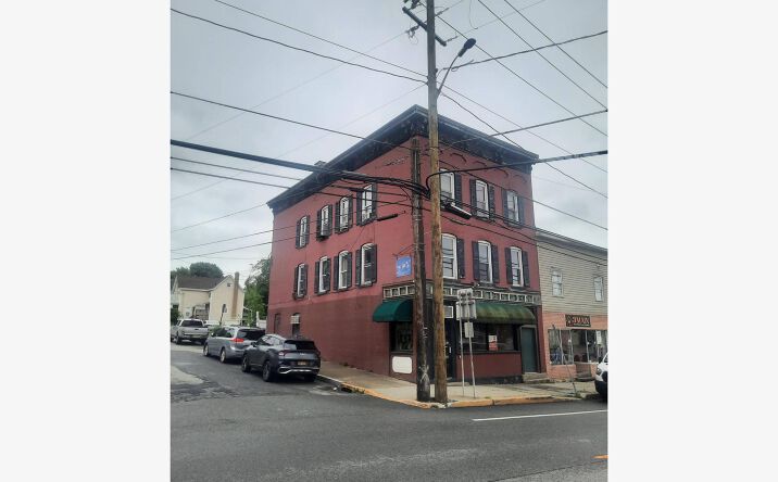 Pictures of Mixed Use, Multifamily, Retail property located at 1 Main St, Walden, NY 12586 for sales - image #1