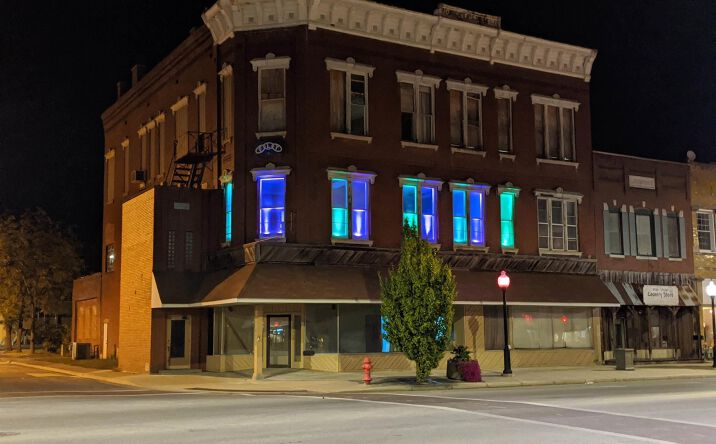 Pictures of Office, Retail property located at 200 E MAIN Street, Duquoin, IL 62832 for sales - image #1