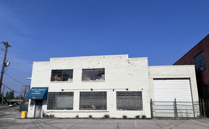 Pictures of Industrial property located at 2004 Leonard Ave, Columbus, OH 43219 for sales - image #1