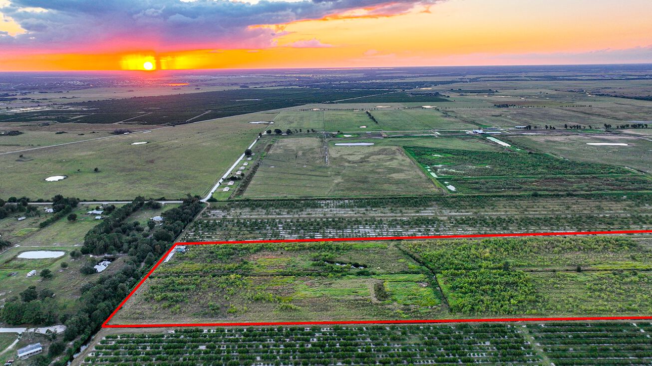 3256 Auburn St, Lorida, FL 33857