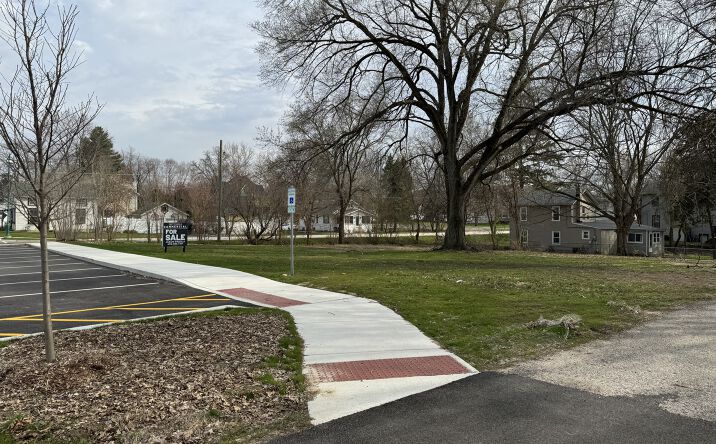 Pictures of Land property located at 155 S Madison St, Oswego, IL 60543 for sales - image #1